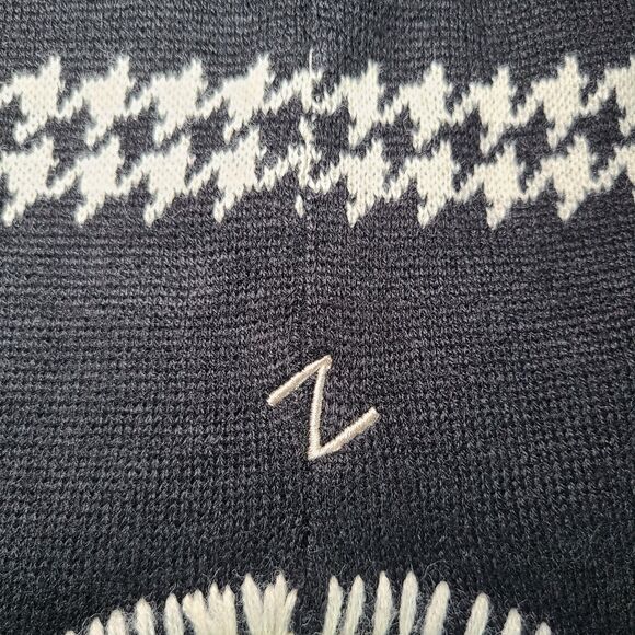 San Jose Sharks NHL Zephyr Adult Black Beanie w/ Tassels Winter Hat Beanie NWT - Picture 4 of 10